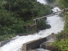-西岭雪山大飞水景区