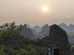 -叠彩山景区