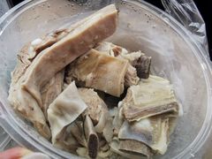 手抓羊排-清真·伊清阁餐厅
