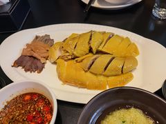 沙姜香菜白切鸡-铜锣湾·有麝自然香(渝北财富中心店)