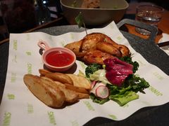 -JINNS锦时 steak&pizza(浸信会礼拜堂旧址店)