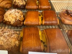 -VERIE BAKEHOUSE