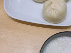 -李与白包子铺(桐梓林店)