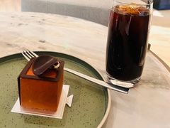 -上海虹桥祥源希尔顿酒店