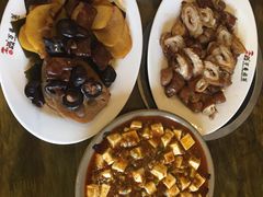 -老鼎万春卤菜(鹭湖宫8区店)