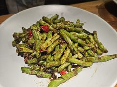 -蜜桃餐厅·伴山(湖滨商业街店)