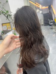 -茶发Salon·烫发染发理发