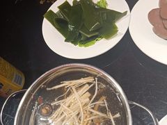 -唯爱KTV聚会餐厅(仙林东城汇店)