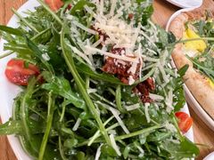 -城市大道红炉披萨烘焙坊