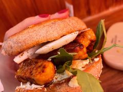 -Catch Bagel(芳草地店)