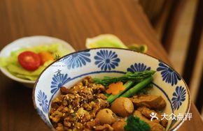 Camellia Braised Pork Rice