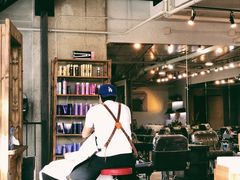 -So'o Salon