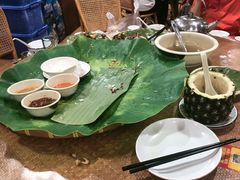 -沐毫傣泐云南菜孔雀宴•手抓饭傣味烧烤(曼听公园店)
