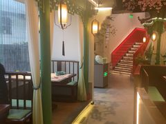 -荷塘秋月·本帮江浙菜(国权路店)