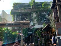 -城墙外BAR