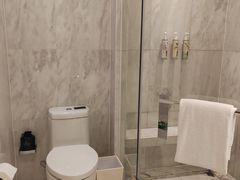-上海漕河泾万丽酒店