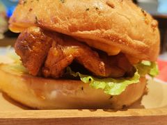 -必胜客(华都店)