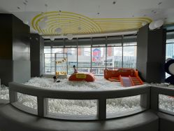 -反弹蹦床公园·运动乐园·团建·亲子派对(深圳观澜湖店)