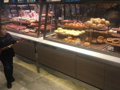 -巴黎贝甜(大宁国际商业广场店)