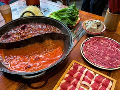番茄麻辣鸳鸯锅底-袁山山重庆火锅(丈八北路店)