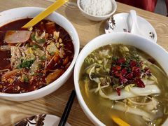 青花椒酸菜小鱼-椒颜酸菜小鱼(万寿路店)