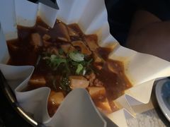 纸锅麻婆豆腐-穹六人间 people 6(岳阳路店)