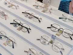 -罗伯特眼镜·蔡司官方授权(前海桂湾店)