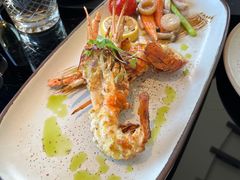 香焗龙虾配自制黑松露酱-上海苏宁宝丽嘉酒店·Cafe Bellagio西餐厅