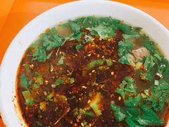 -牛一嘴·兰州牛肉面·大盘鸡(财富中心店)