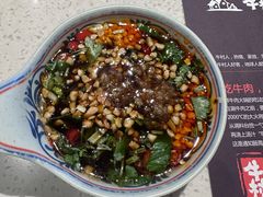 -牛村来人潮汕牛肉火锅(西单店)