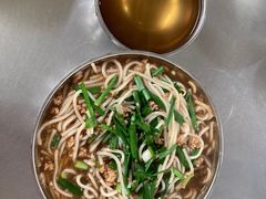 -正宗杨记普洱酸醋米线(总店)