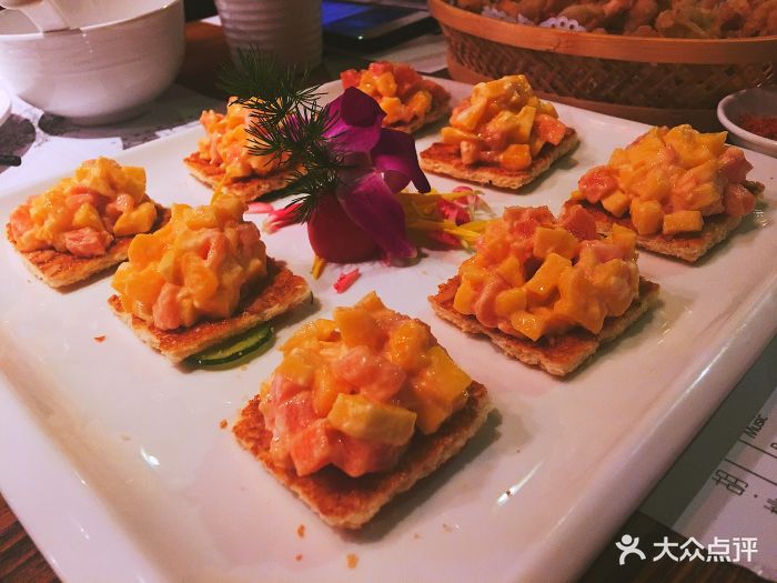 胡桃里音乐酒馆(河西店)芒果三文鱼沙拉图片 - 第9张