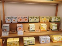 零售区-奈雪的茶(新天地广场PRO店)