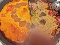 -旧街市鲜货老火锅(大光路店)