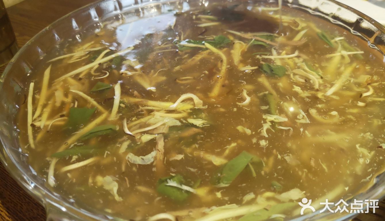 新鲜，个头大，虾皇还很大气，口味偏甜