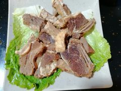 -茅草房·河畔园林火锅