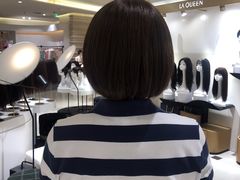 -LAQUEEN 时尚健康假发(万象城总店)