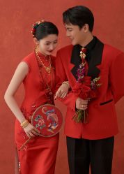 -雪中彩影婚纱摄影·微光艺术中心