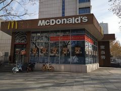 -麦当劳(南京路2店)