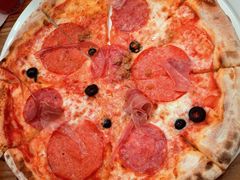 -城市大道红炉披萨烘焙坊