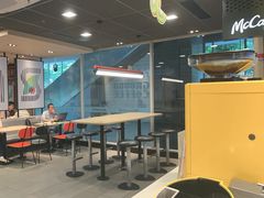 -麦当劳(轻轨曹杨路店)