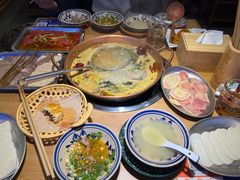 -洱火云南酸菜牛肉火锅(石景山当代商城店)