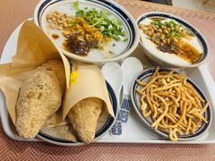 -正南齐北·老街糯米团(洪崖洞店)