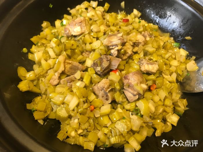 简厨(车站北店)捞菜排骨图片 - 第1张