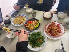 -天天向上素食餐厅(五台山店)