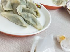 -鲜鲜锅贴(荆山路店)