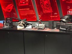-ROG玩家国度(美罗城店)