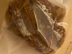 巧克力橘皮面包-Ole 面包房(华润万象城店)