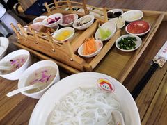 -双桥园·云南过桥米线(古城南门店)