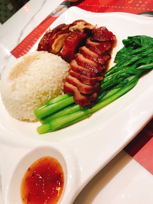 添发烧腊煲仔翅(百联世纪店)烧味双拼饭图片